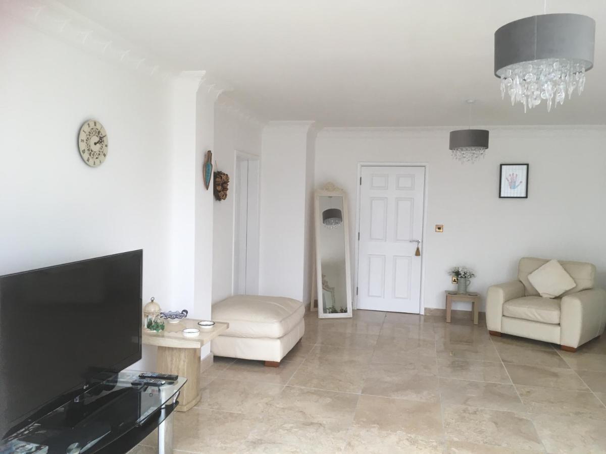 Rowan House Bed Breakfast Main House & Self Contained Self Catering Apartment Cymmer Luaran gambar