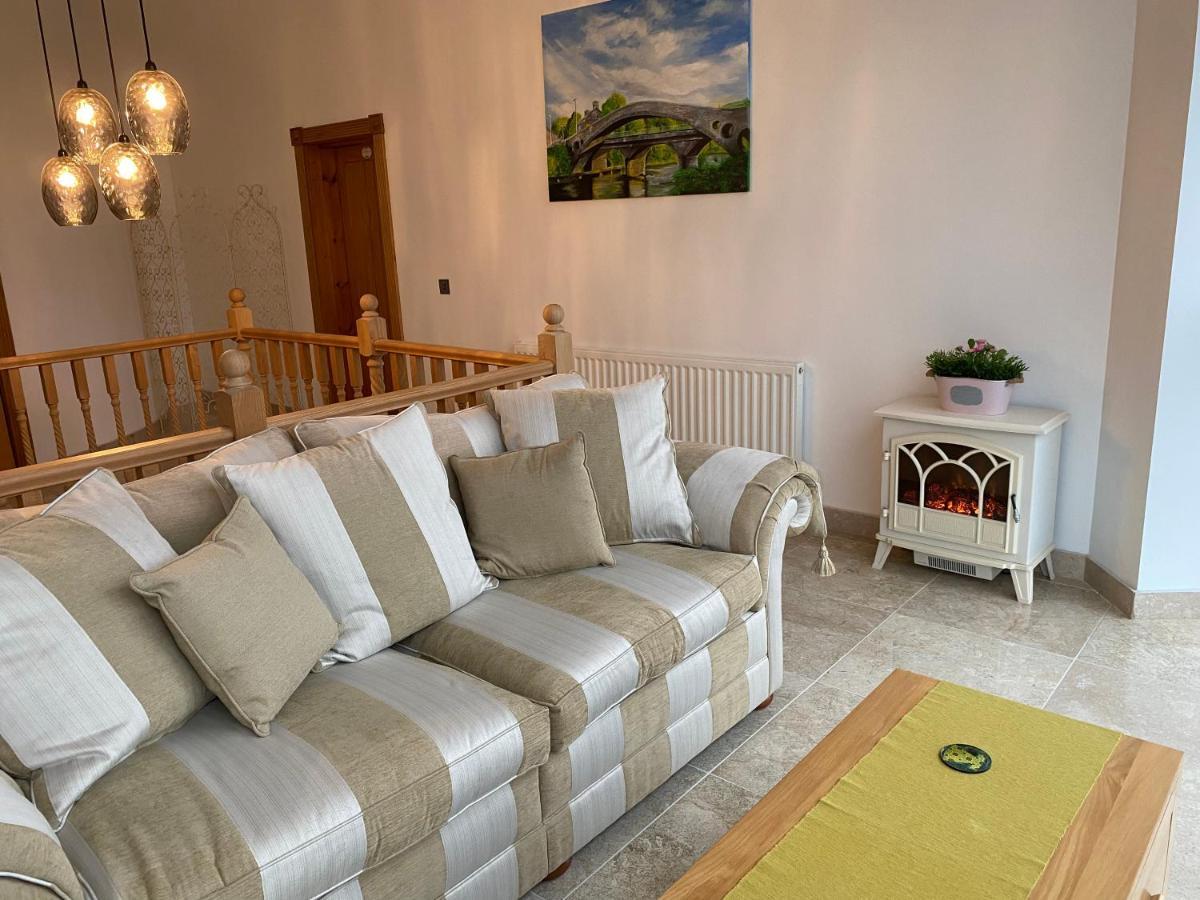 Rowan House Bed Breakfast Main House & Self Contained Self Catering Apartment Cymmer Luaran gambar