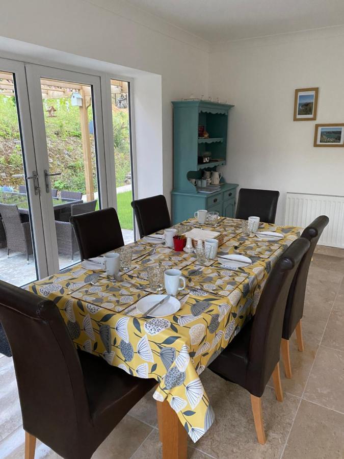 Rowan House Bed Breakfast Main House & Self Contained Self Catering Apartment Cymmer Luaran gambar